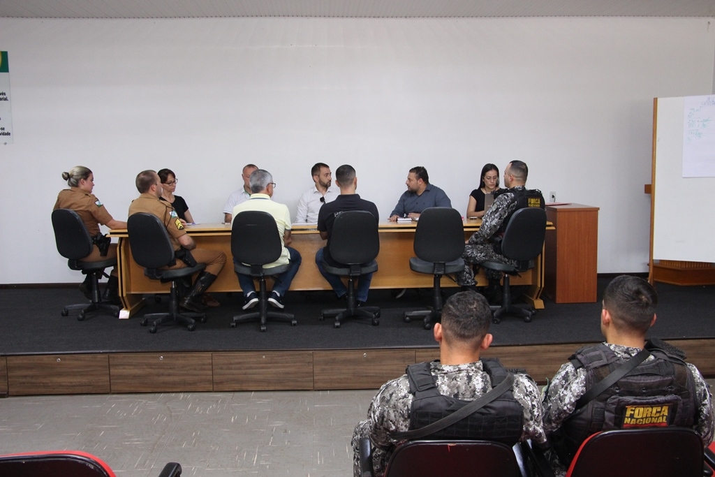 Conseg reúne órgãos policias de Santa Helena e Força Nacional para discutir questões de segurança 