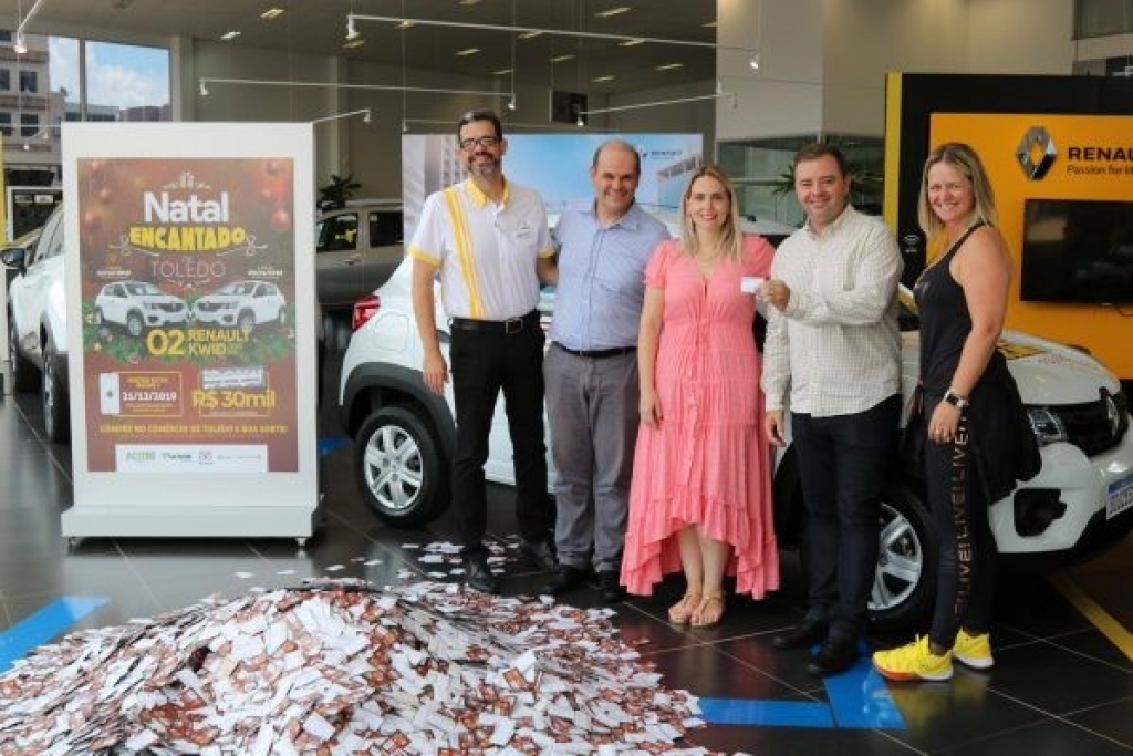 ACIT sorteia Renault Kwid e encerra campanha Natal Encantado de Toledo