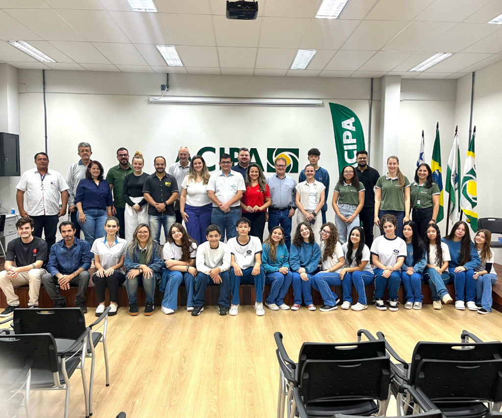 Bate-papo sobre associativismo encerra a Semana de Atividades na Acipa