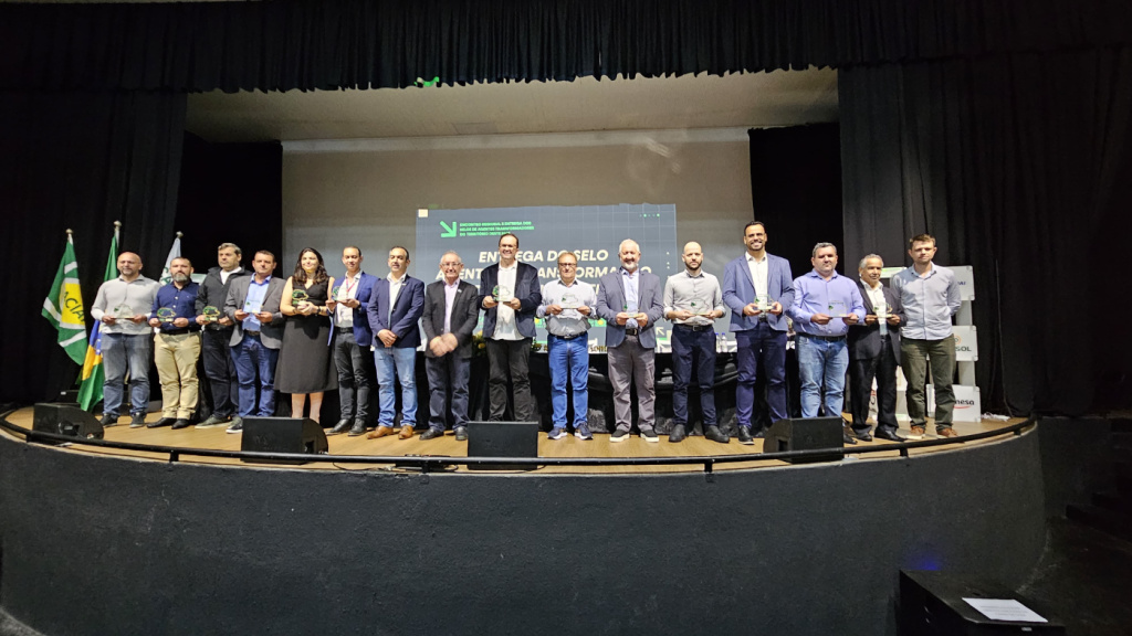 Caciopar entrega Selos de Agentes Transformadores do Território Oeste 2025