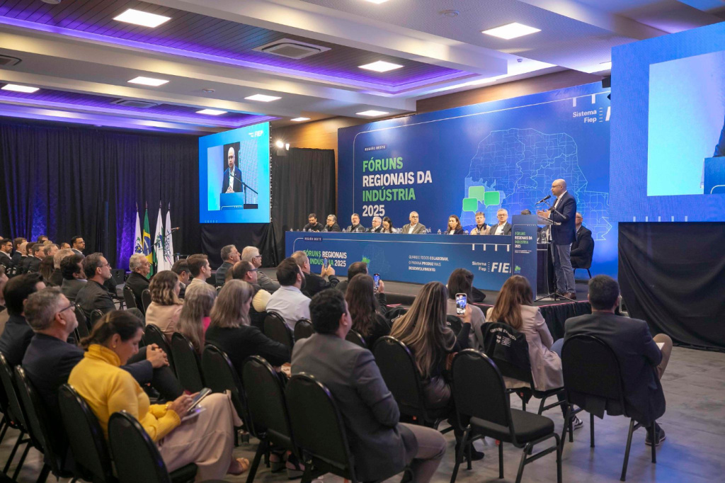 Fiep apresenta ações para o desenvolvimento industrial em fórum na região Oeste