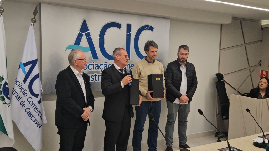 Alci e Furlan são homenageados no Jubileu de Ouro da Caciopar