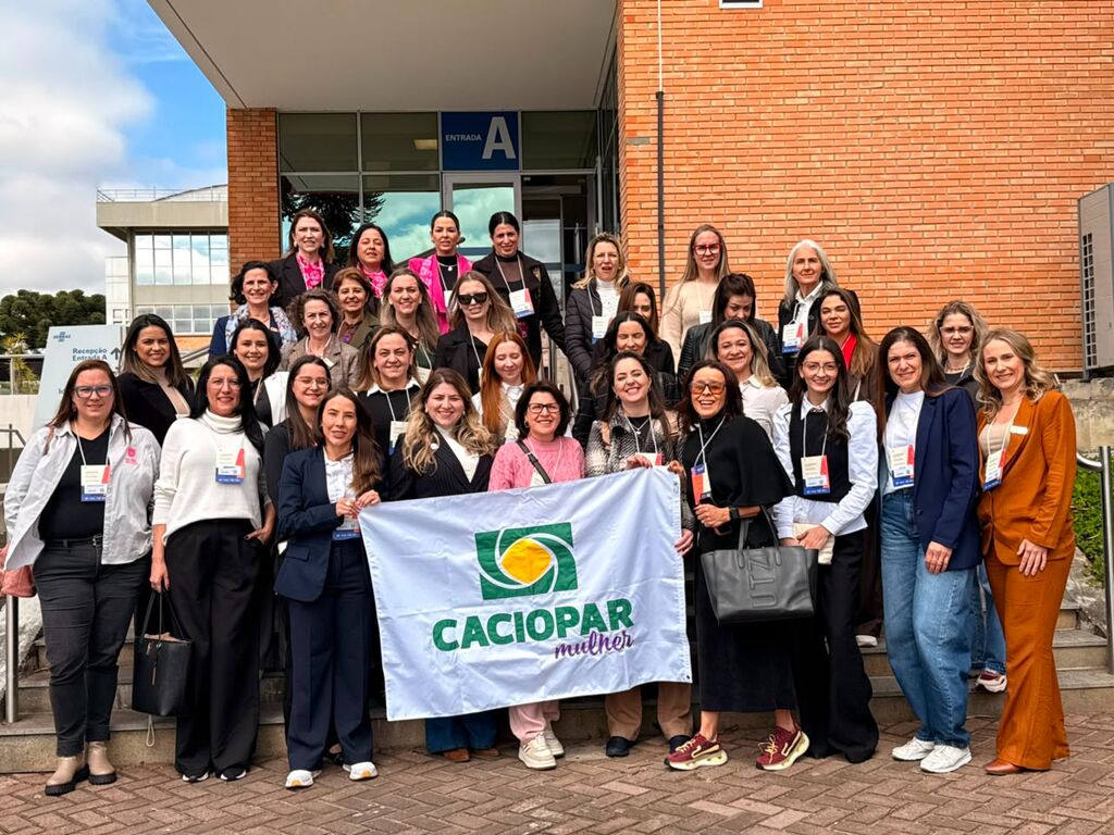 Evento reuniu mulheres empresárias de diversas regiões, com destaque para o Oeste do Paraná
