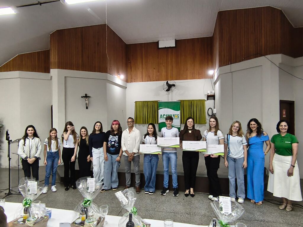 Final do Jovens Talentos da Oratória reúne comunidade e celebra novos talentos de Missal