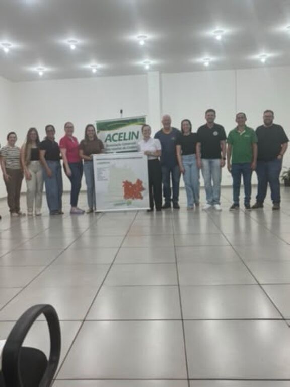 Reunião da Micro 04 em Lindoeste